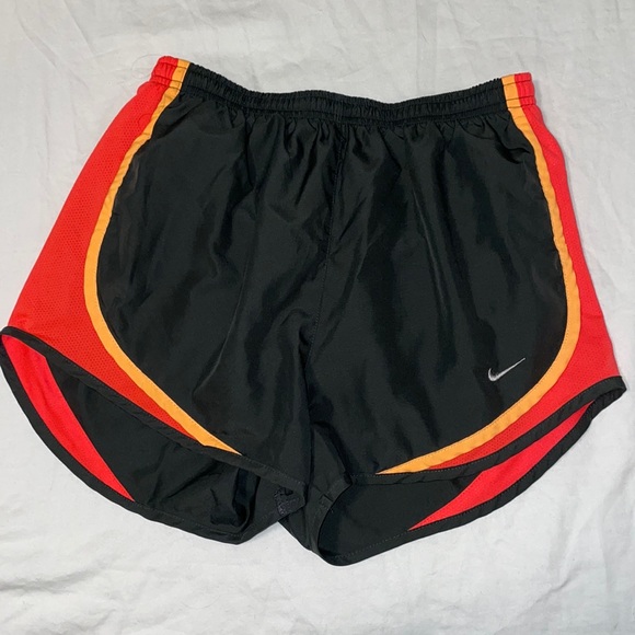 Nike small tempo shorts - Picture 1 of 2